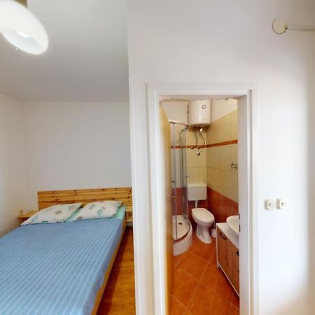 Jaska & Jelica House Apartments Metajna Bagian luar foto