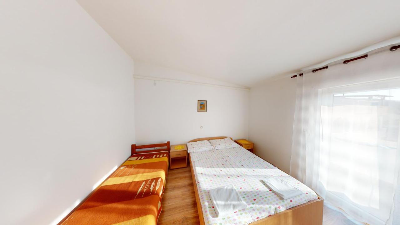 Jaska & Jelica House Apartments Metajna Bagian luar foto