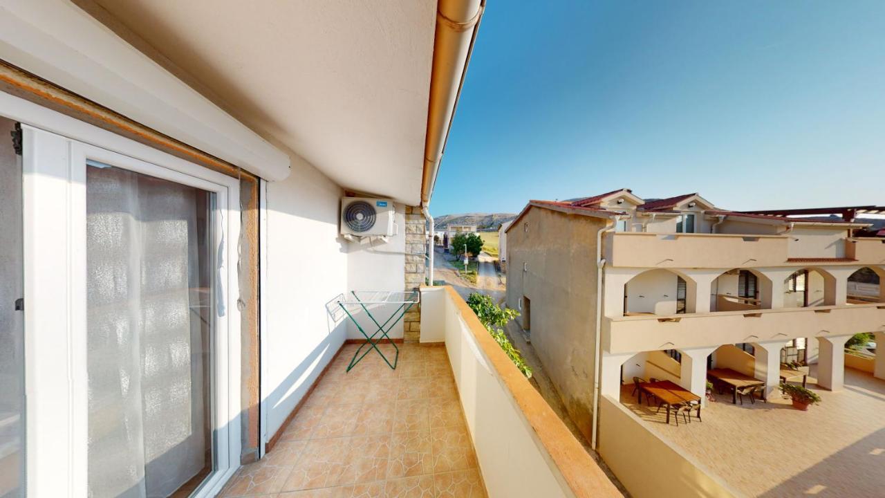 Jaska & Jelica House Apartments Metajna Bagian luar foto