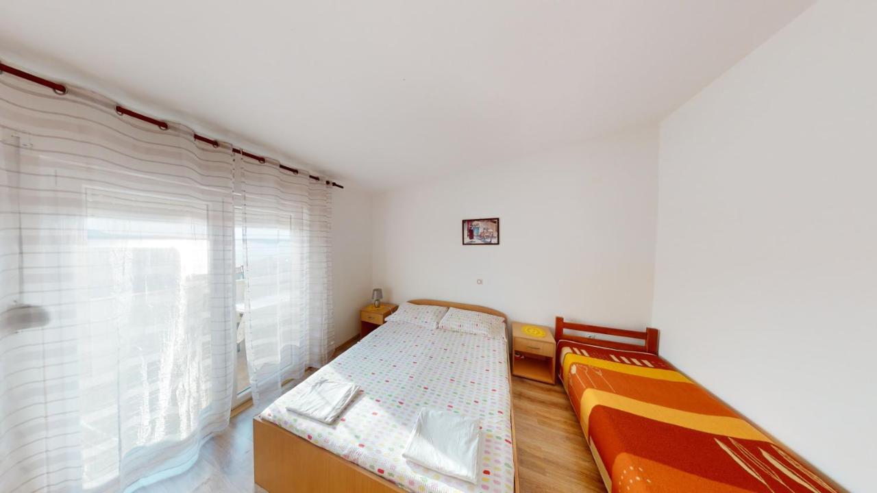 Jaska & Jelica House Apartments Metajna Bagian luar foto