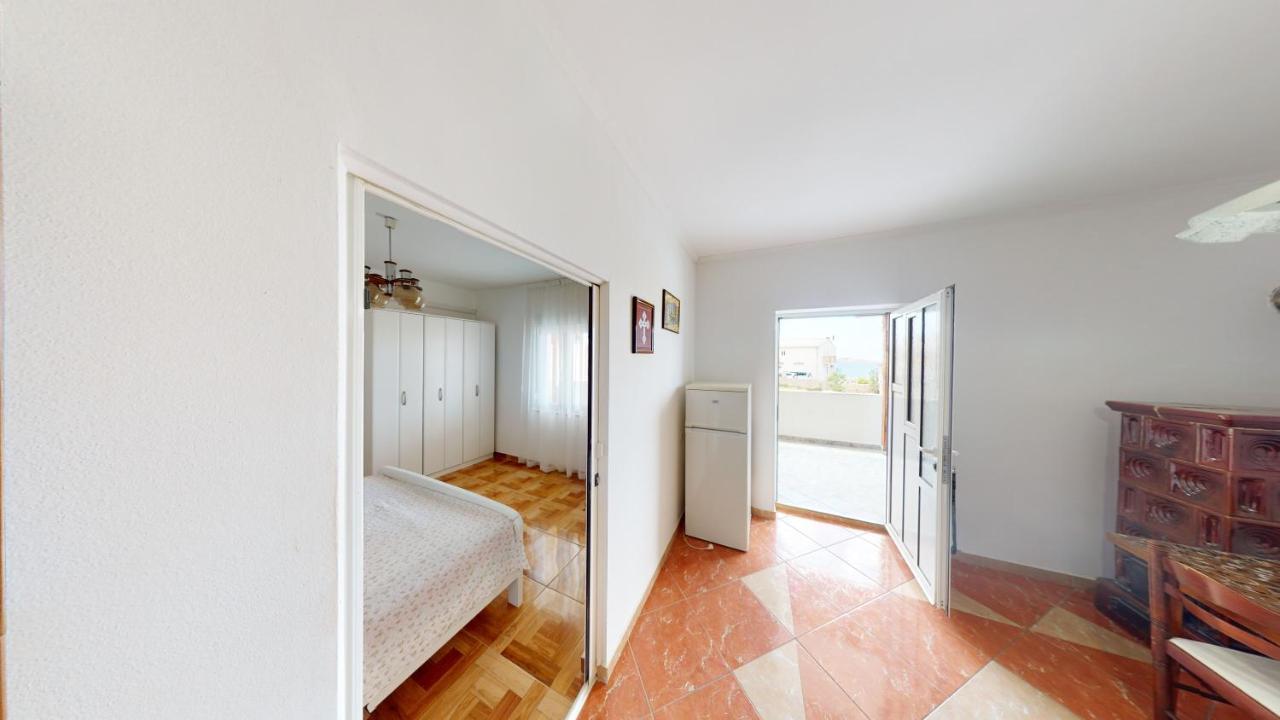 Jaska & Jelica House Apartments Metajna Bagian luar foto