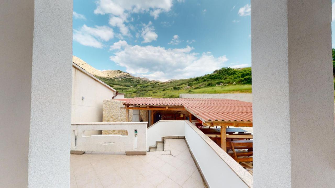 Jaska & Jelica House Apartments Metajna Bagian luar foto