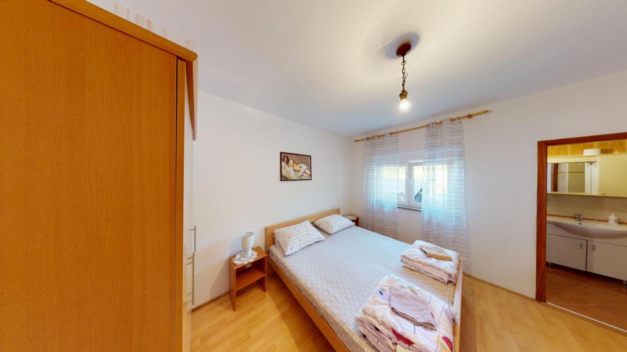 Jaska & Jelica House Apartments Metajna Bagian luar foto