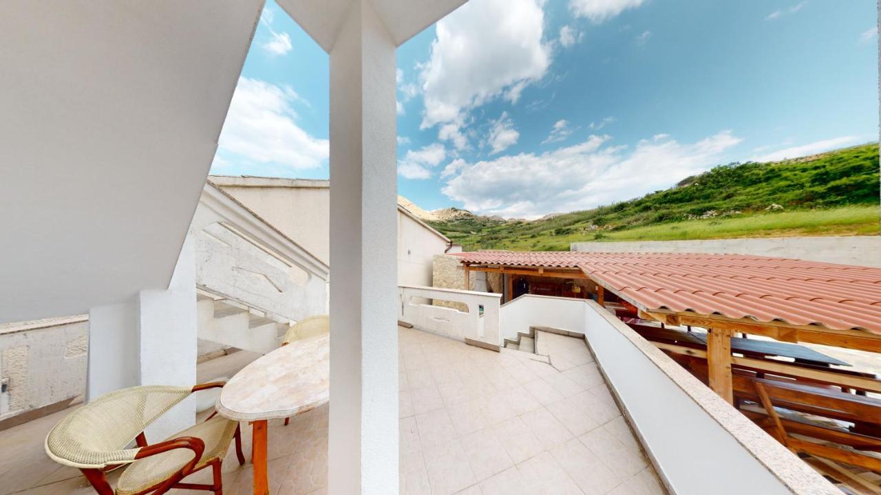 Jaska & Jelica House Apartments Metajna Bagian luar foto