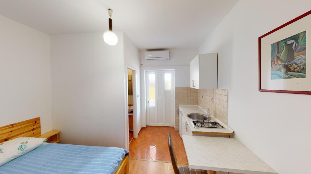 Jaska & Jelica House Apartments Metajna Bagian luar foto