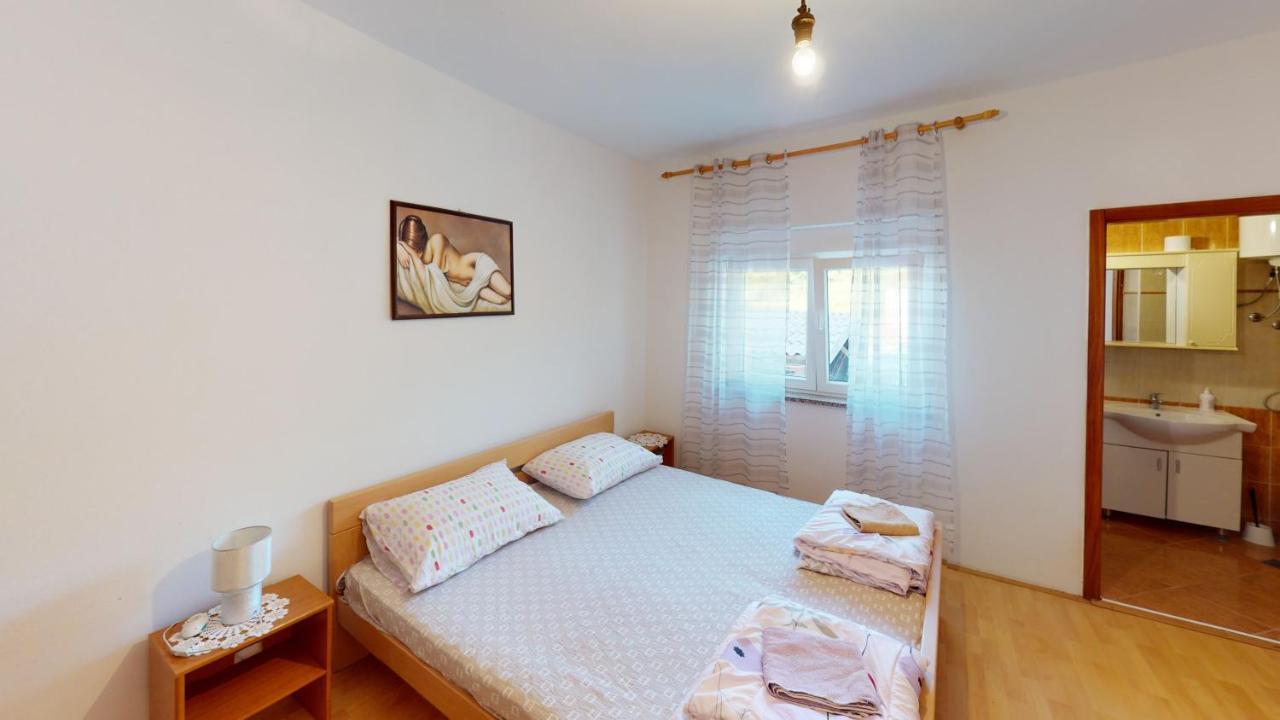 Jaska & Jelica House Apartments Metajna Bagian luar foto